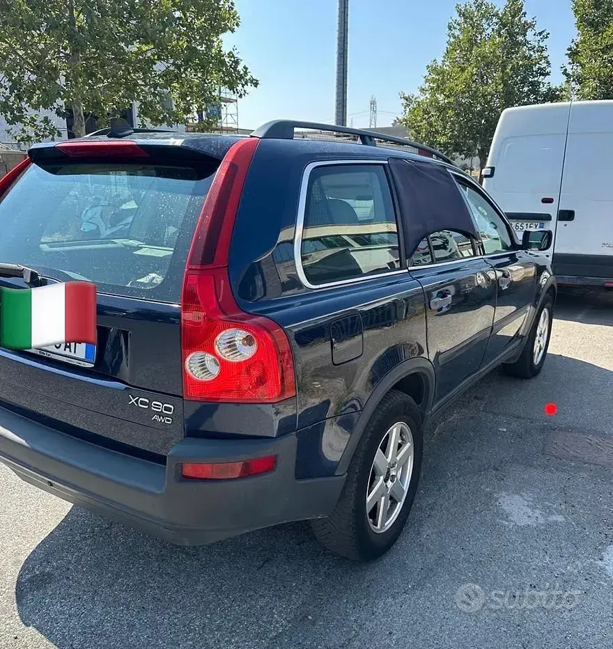 Usata Volvo XC90 163 CV (119 kW) 2003 Bluazzurro SUV
