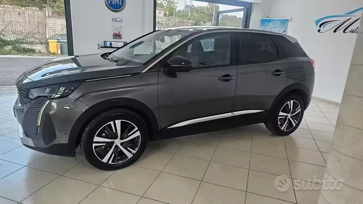 Usata Peugeot 3008 Allure 131 CV (96 kW) 2022 Grigio SUV