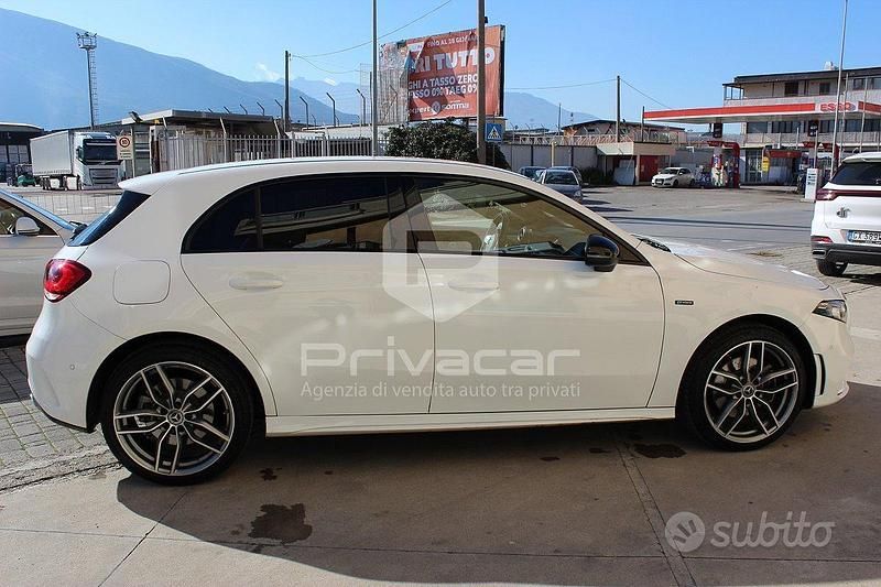 Usata Mercedes A250 Premium 218 CV (160 kW) 2020 Bianco Utilitaria