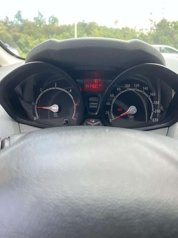 Usata Ford Fiesta Titanium 69 CV (50 kW) 2011 Utilitaria