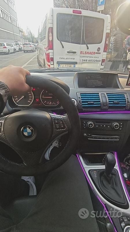 Usata BMW 120 177 CV (130 kW) 2010 Nero Utilitaria