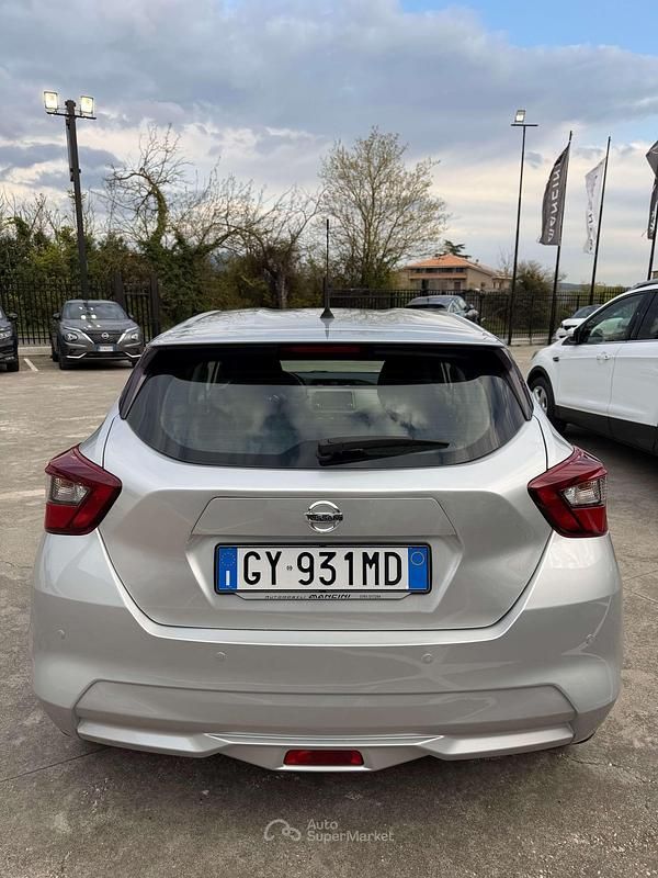 Usata Nissan Micra Visia 90 CV (66 kW) 2018 Grigio Utilitaria