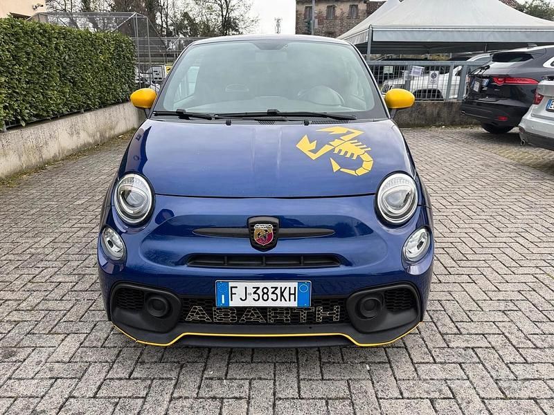 Usata Abarth 595 145 CV (106 kW) 2017 Blu Berlina
