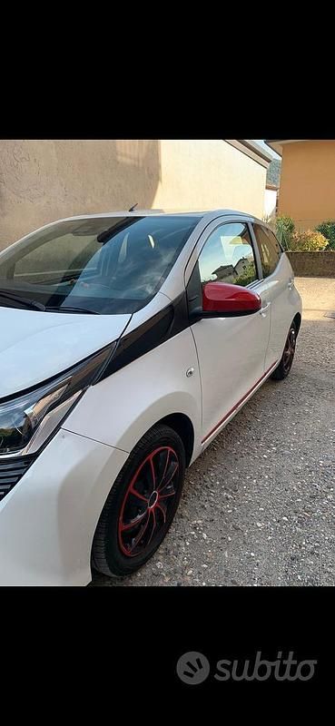 Usata Toyota Aygo 72 CV (52 kW) 2018 Utilitaria