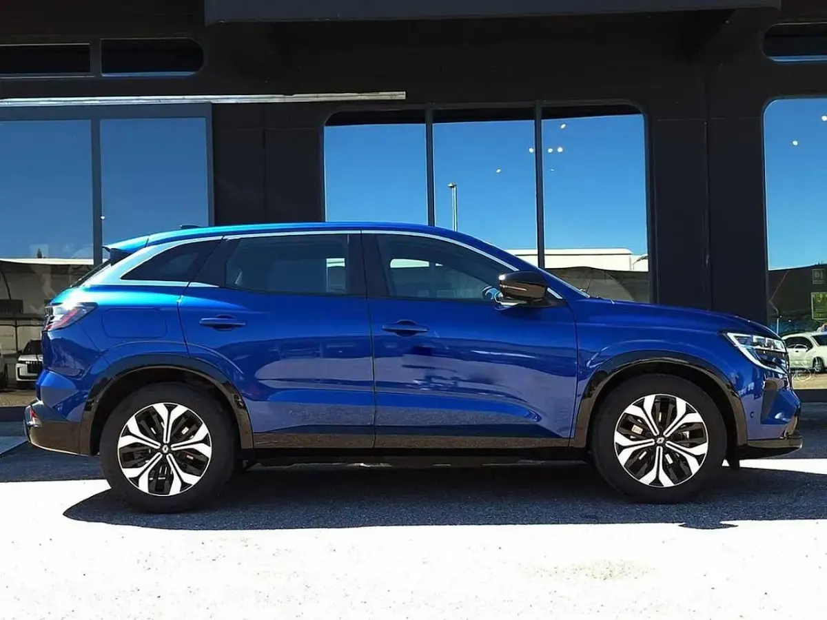 Usata Renault Austral Evolution 131 CV (96 kW) 2024 Nero SUV