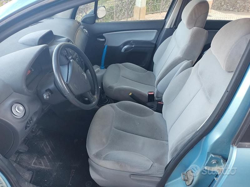 Usata Citroën C3 Exclusive 73 CV (53 kW) 2003 Blu Berlina