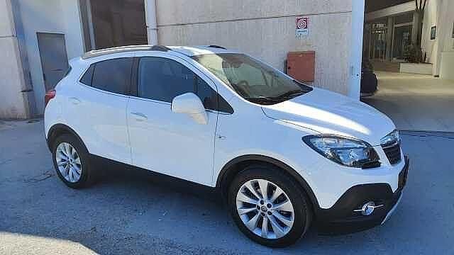Bianco Usata 2015 Opel Mokka Cosmo SUV | 10.500 € (Cara) - Immagine 1/4