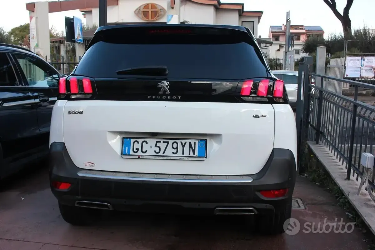 Gebraucht Peugeot 5008 GTi 177 PS (130 kW) 2020 Weiß SUV