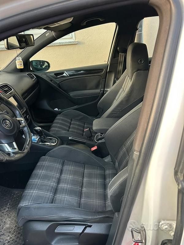 Usata VW Golf VI GTD 170 CV (125 kW) 2011 Bianco Utilitaria