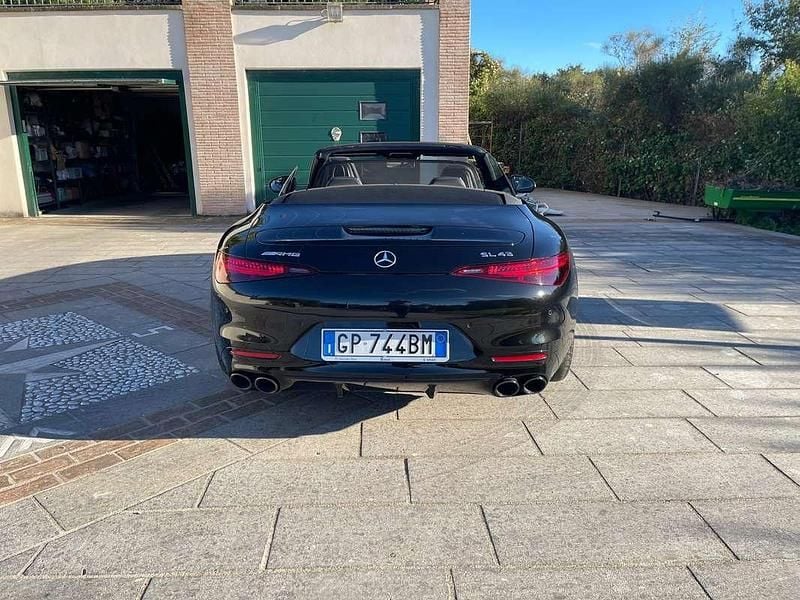 Usata Mercedes SL43 AMG Premium Plus 381 CV (280 kW) 2023 Nero Cabrio