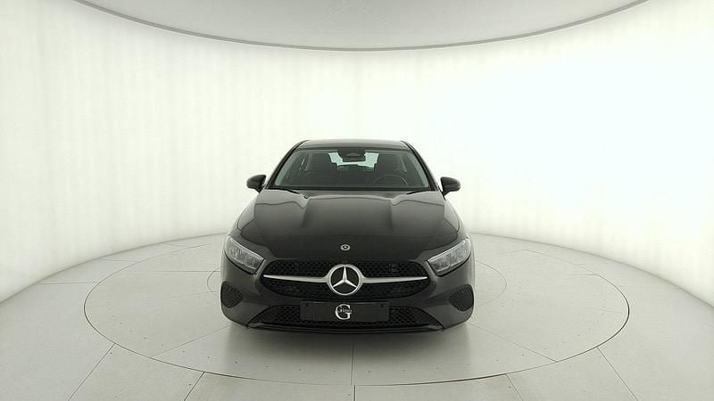 Usata Mercedes A180 Advanced 116 CV (85 kW) 2025 Nero Berlina