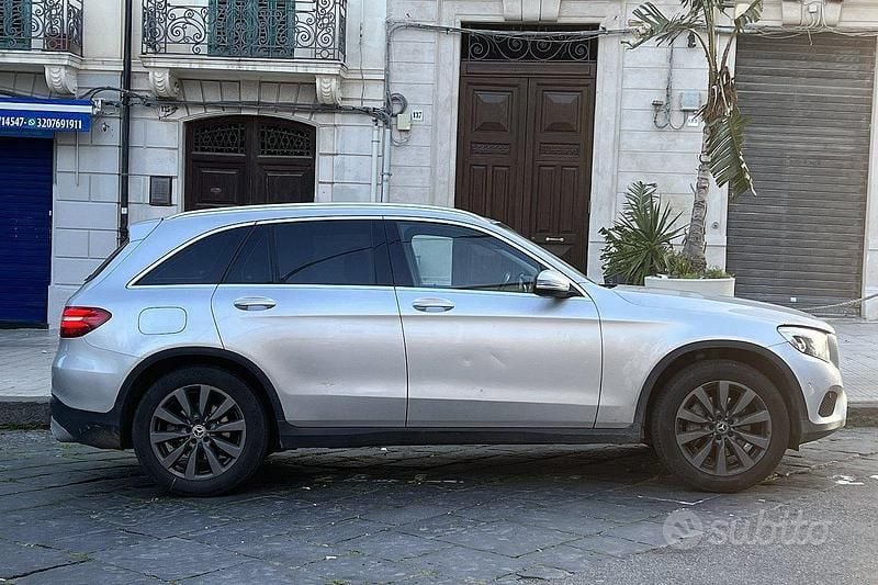 Usata Mercedes GLC250 Premium 204 CV (150 kW) 2017 Grigio SUV