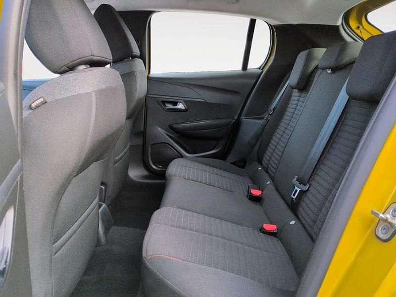 Usata Peugeot 208 Active 102 CV (75 kW) 2023 Giallo Utilitaria