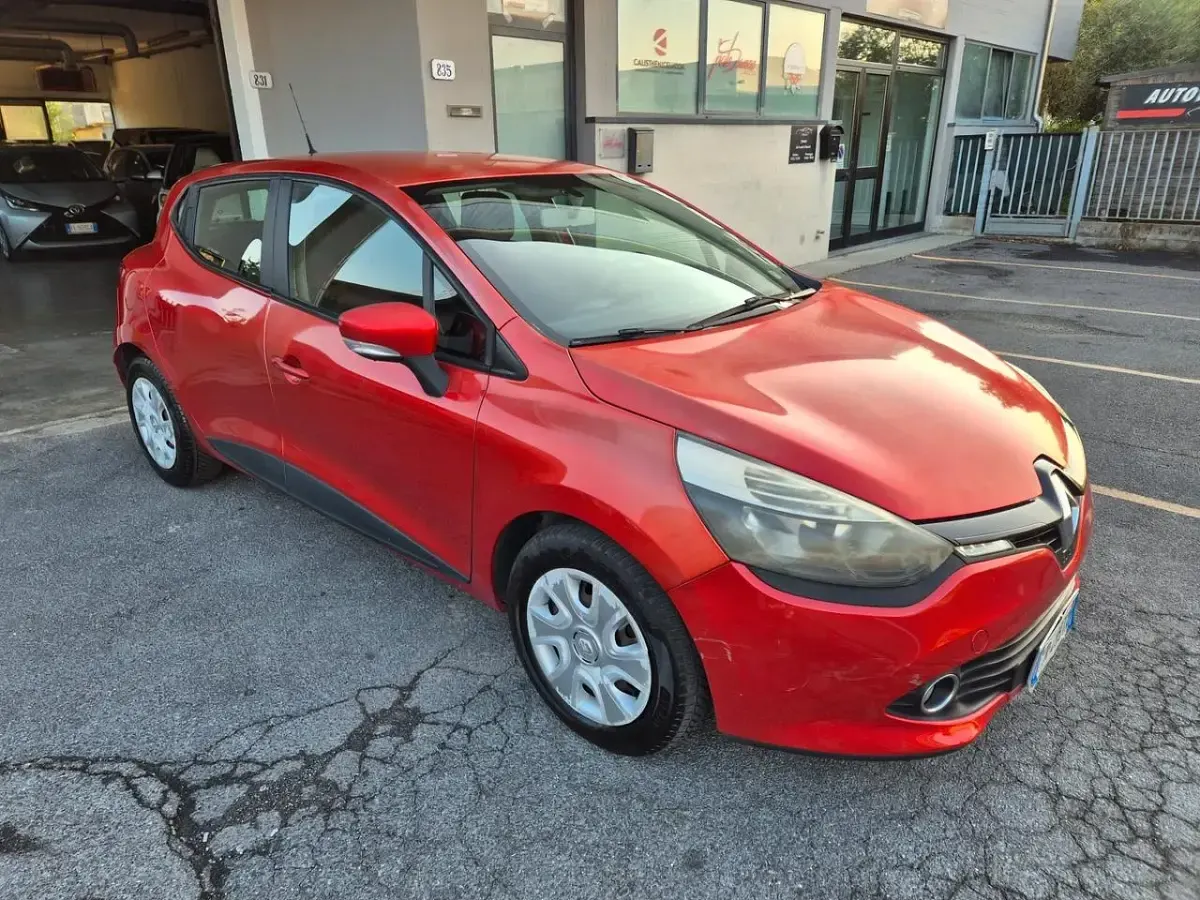 Usata Renault Clio IV 72 CV (52 kW) 2013 Rosso Berlina