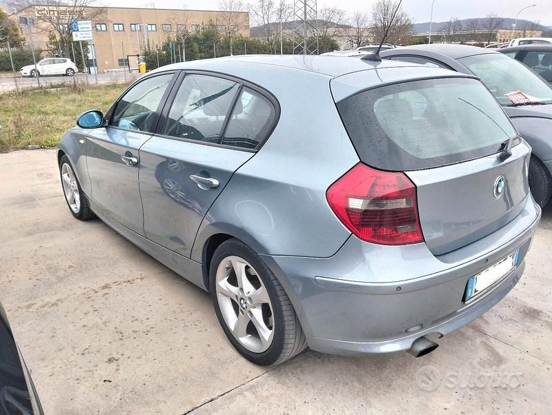 Usata BMW 120 177 CV (130 kW) 2007 Utilitaria