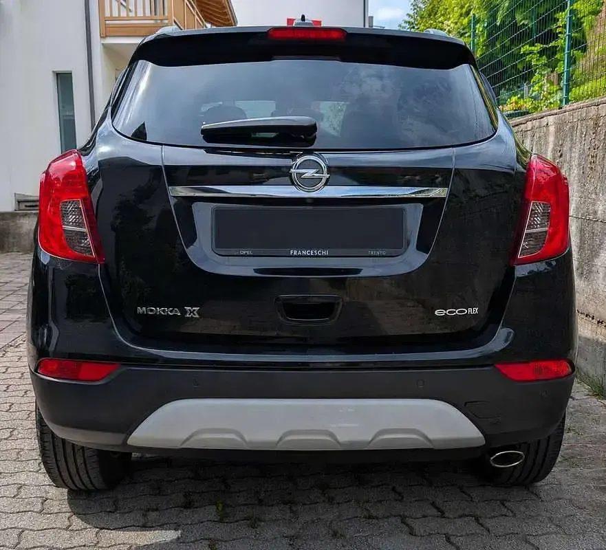 Usata Opel Mokka X Innovation 140 CV (102 kW) 2016 Nero SUV