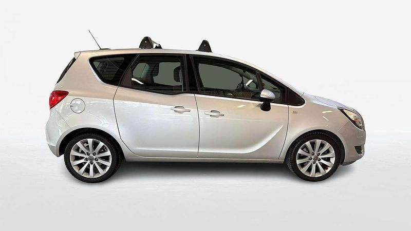 Usata Opel Meriva Innovation 95 CV (69 kW) 2017 Grigio chiaro Monovolume