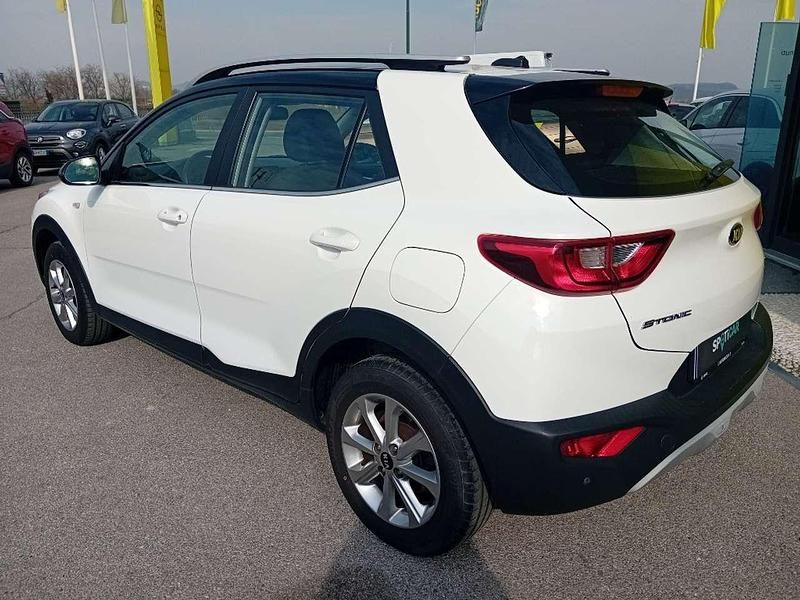 Usata Kia Stonic Style 116 CV (85 kW) 2020 0q bianco puro SUV