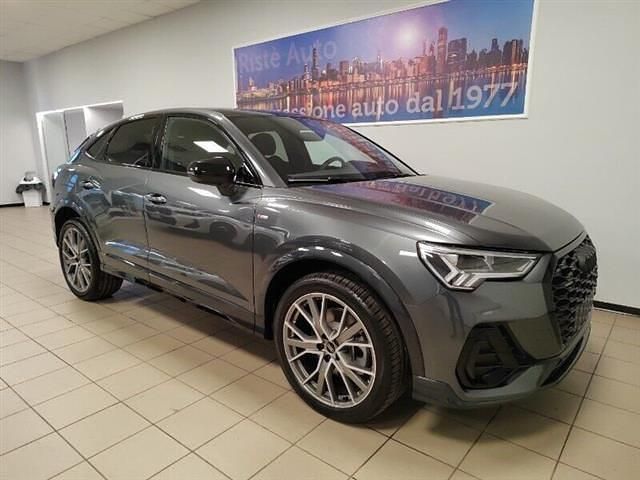 Grigio Nuova 2025 Audi Q3 Sportback S-Line SUV | 56.800 € (Buon prezzo) - Immagine 1/4