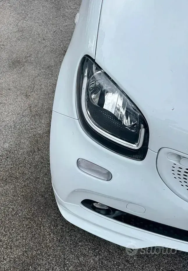 Usata Smart ForFour Passion 90 CV (66 kW) 2019 Bianco Utilitaria