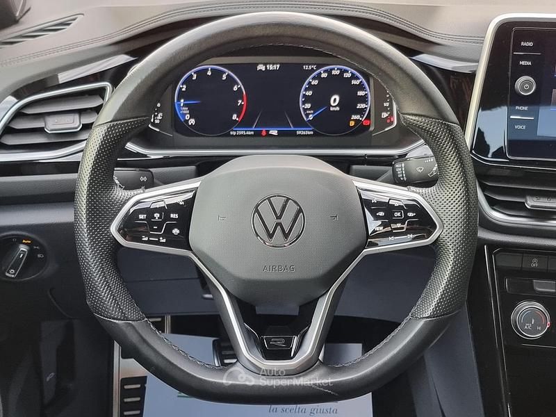 Usata VW T-Roc R-line 110 CV (80 kW) 2023 Ascot grey SUV
