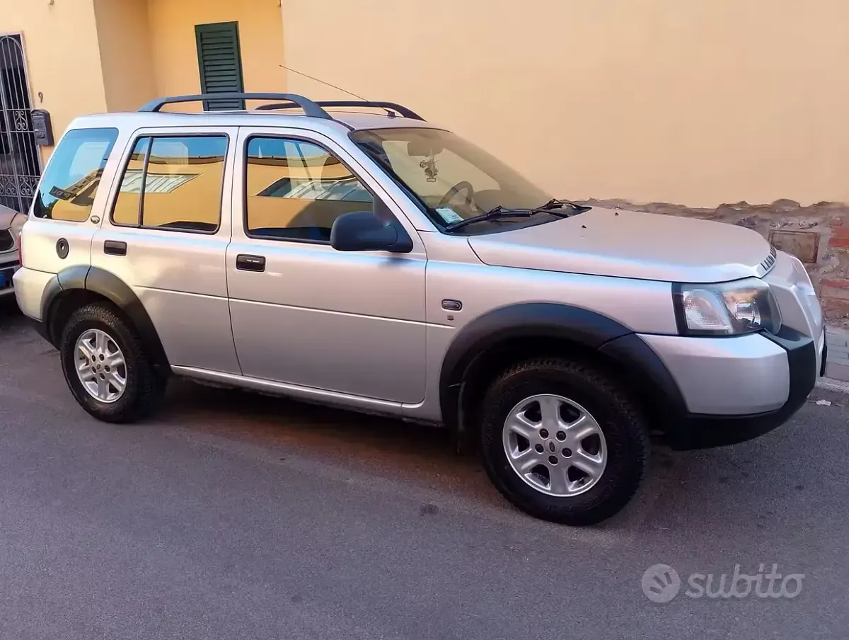Usata Land Rover Freelander 117 CV (86 kW) 2005 Grigio SUV