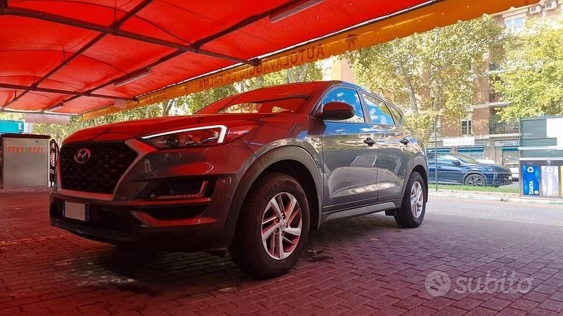Usata Hyundai Tucson 132 CV (97 kW) 2020 Grigio SUV