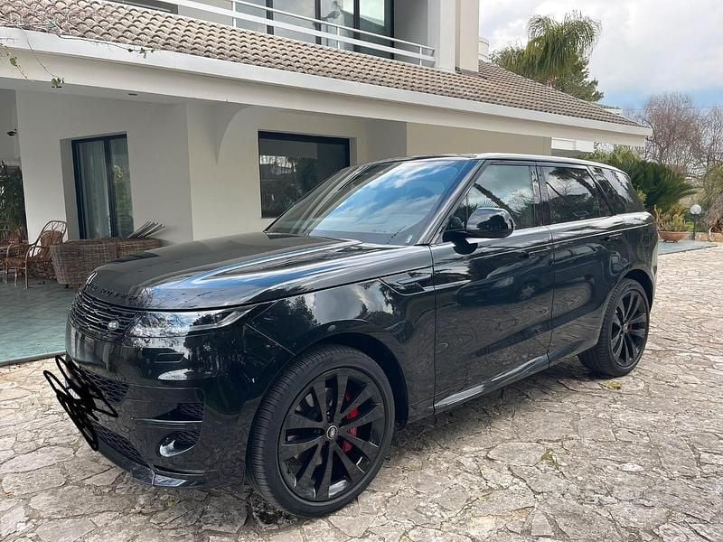 Nero Usata 2023 Land Rover Range Rover Sport SUV | 85.000 € (Cara) - Immagine 1/4