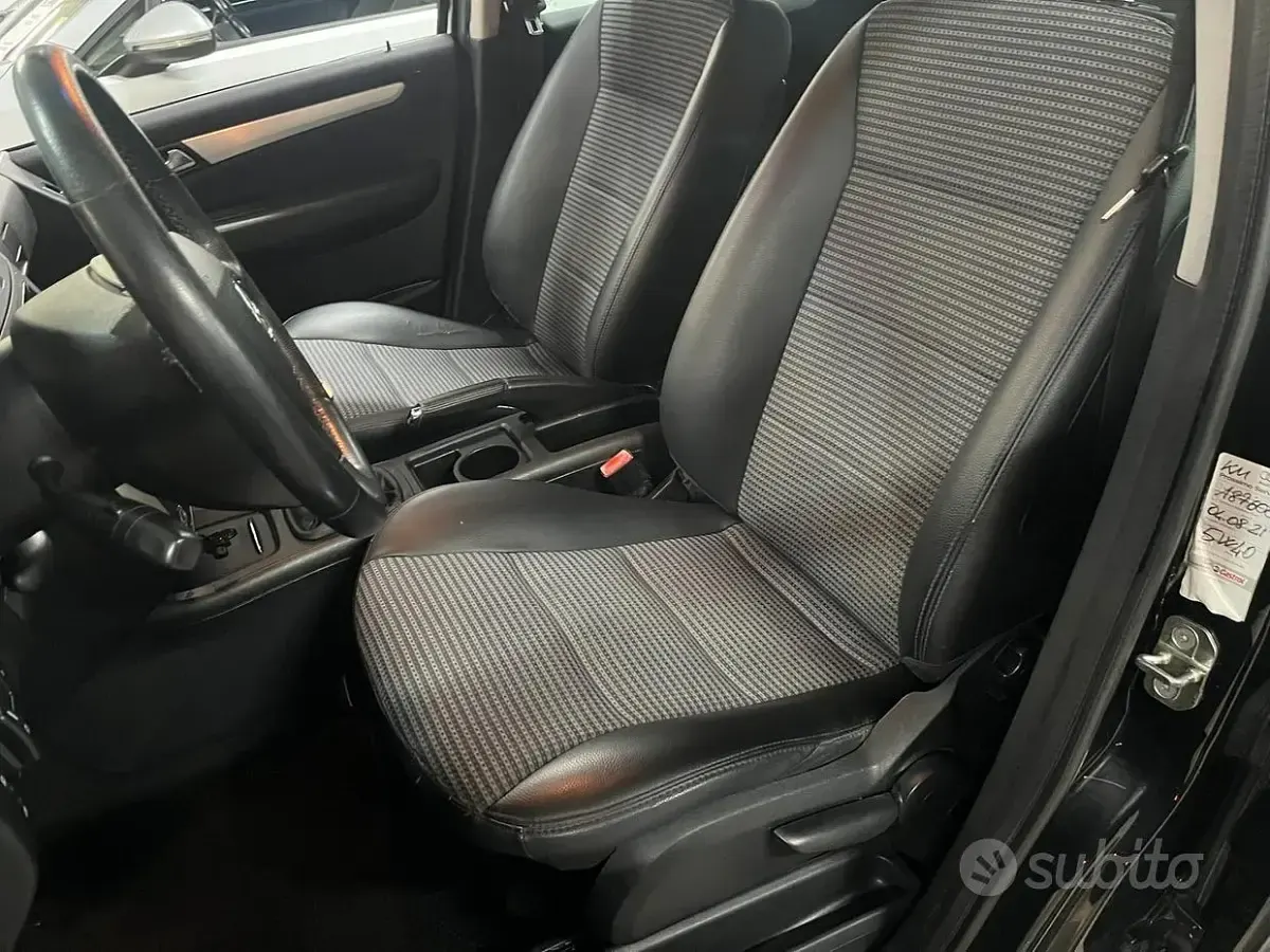 Usata Mercedes A180 Avantgarde 109 CV (80 kW) 2007 Nero Berlina