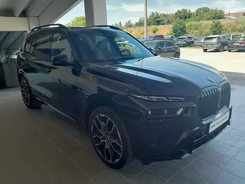 Usata BMW X7 M Sport 352 CV (258 kW) 2025 SUV