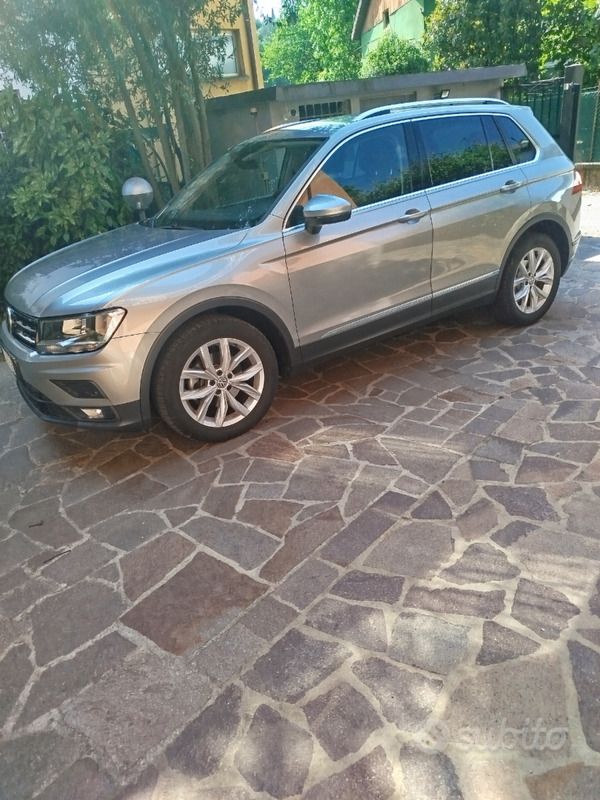 Usata VW Tiguan Business 116 CV (85 kW) 2018 Grigio SUV