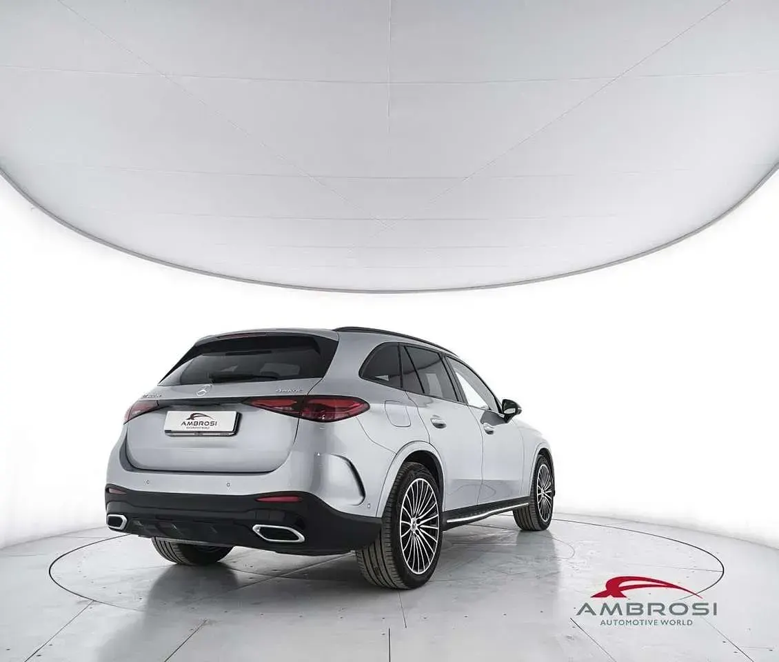 Nuova Mercedes GLC300 AMG Line Premium 333 CV (244 kW) 2026 Argento SUV