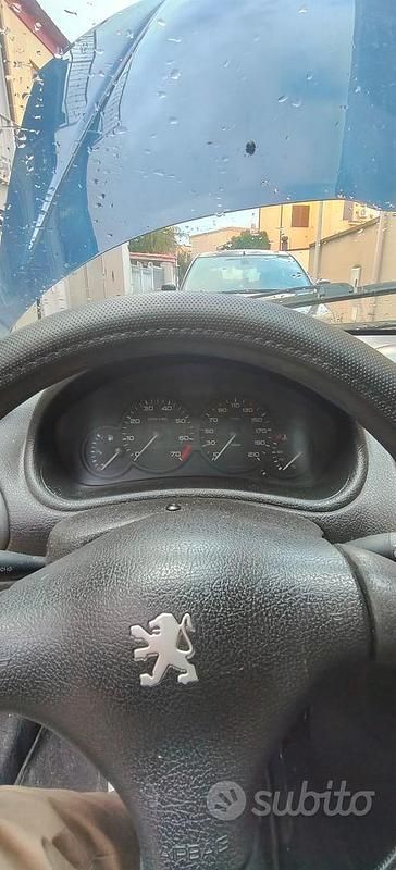 Usata Peugeot 206 2000 Blu Berlina
