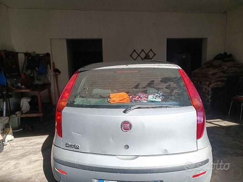 Usata Fiat Punto 2010 Utilitaria