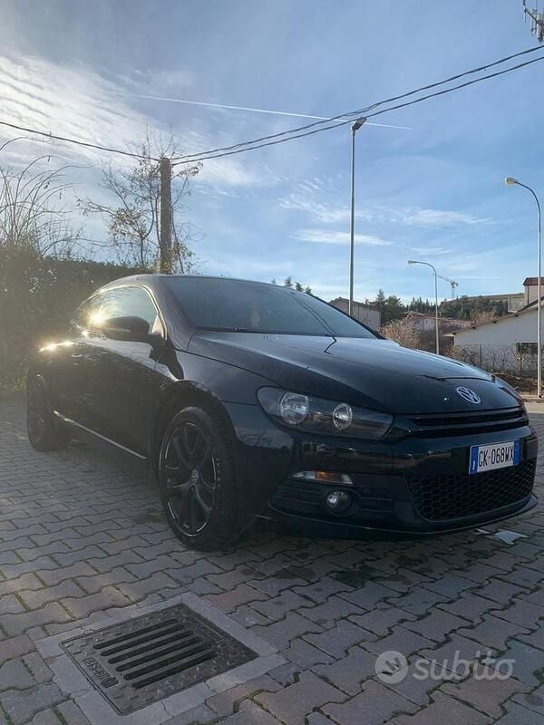 Nero Usata 2009 VW Scirocco Coupé | 6800 € (Ottimo prezzo) - Immagine 1/4