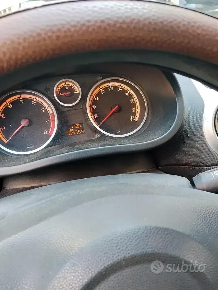 Usata Opel Corsa 60 CV (44 kW) 2009 Grigio Utilitaria
