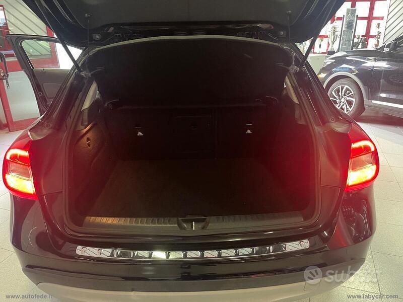 Usata Mercedes GLA180 Premium 109 CV (80 kW) 2017 SUV