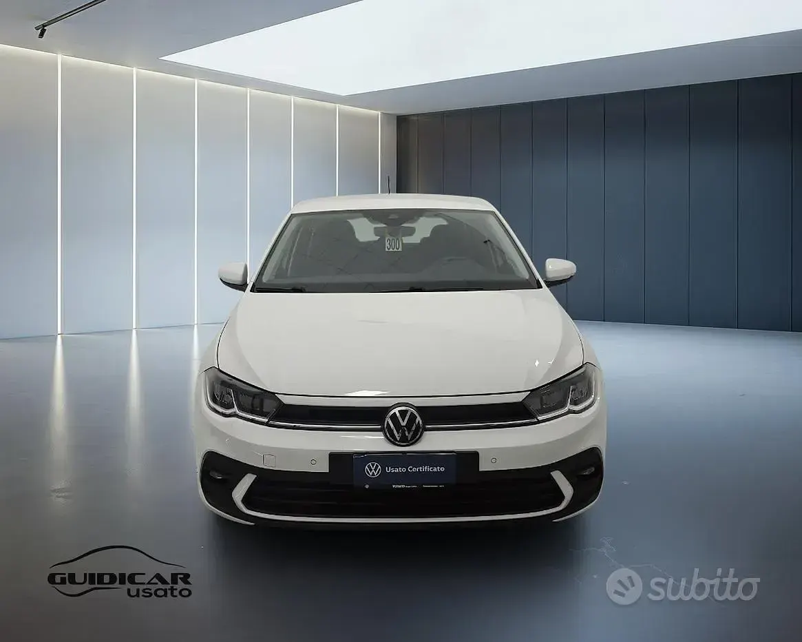 Usata VW Polo Life 95 CV (69 kW) 2023 Bianco Utilitaria