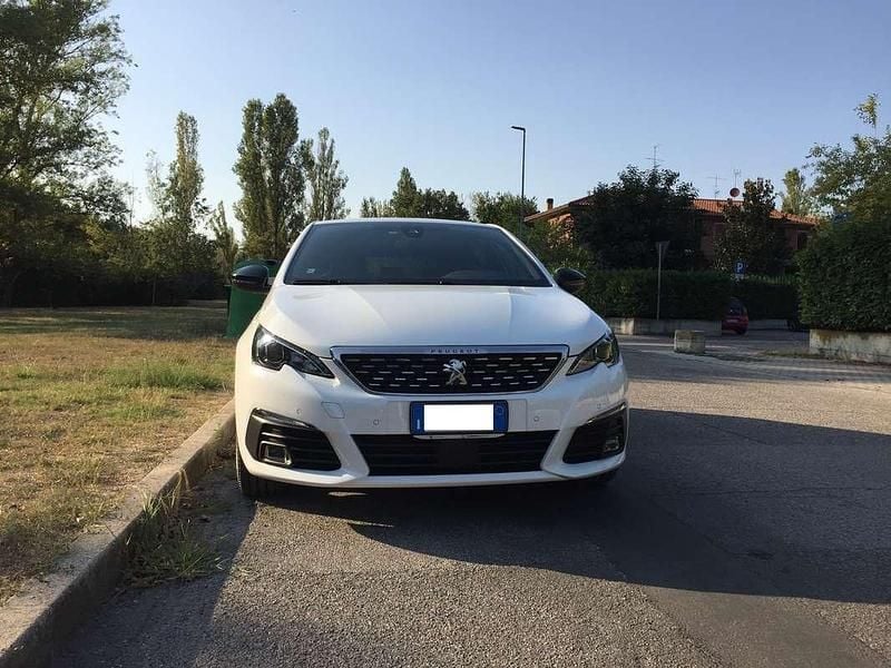 Usata Peugeot 308 GT 131 CV (96 kW) 2021 Bianco Berlina