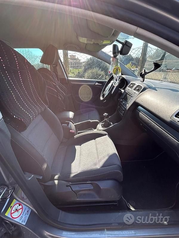 Usata VW Golf VII 102 CV (75 kW) 2012 Berlina