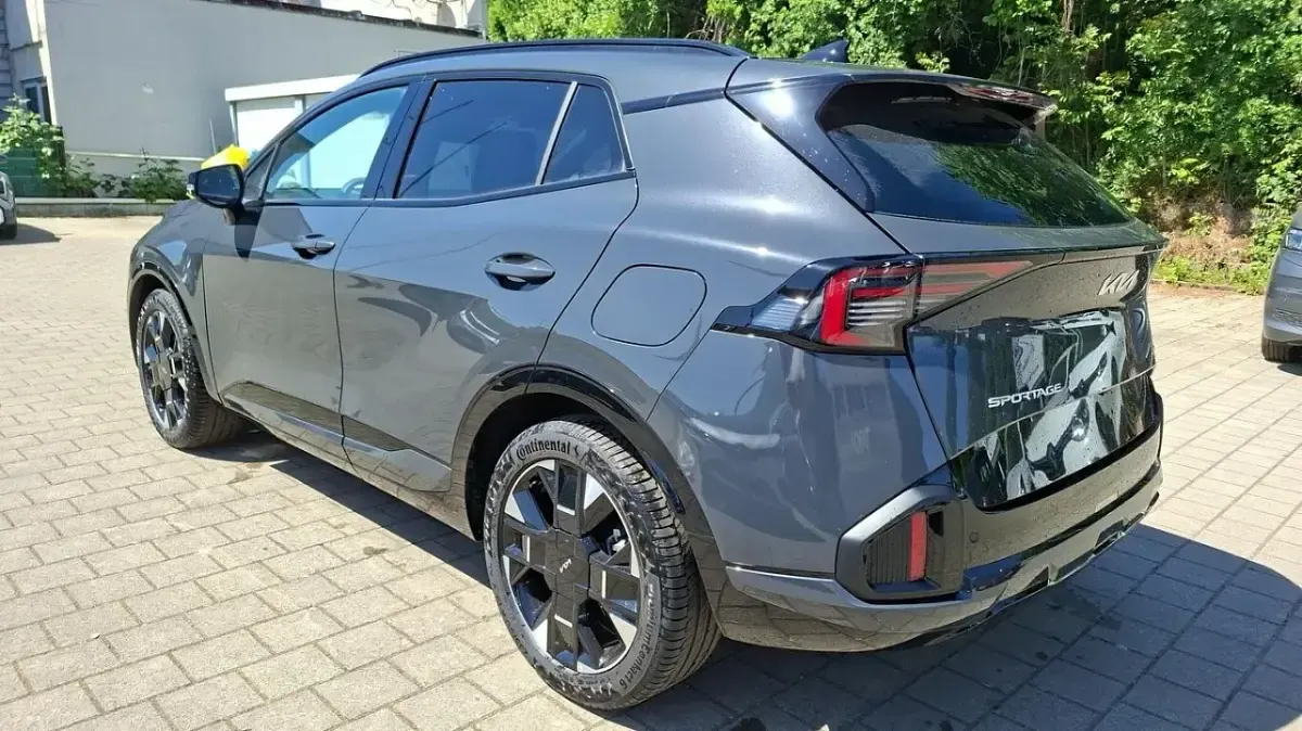 Uusi Kia Sportage GT-Line 136 HP (100 kW) 2026 Musta Katumaasturi