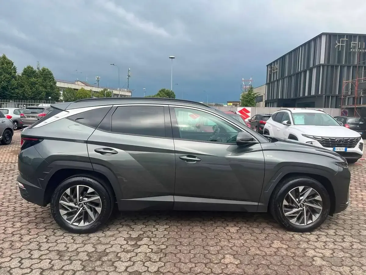 Usata Hyundai Tucson 150 CV (110 kW) 2022 Verde SUV
