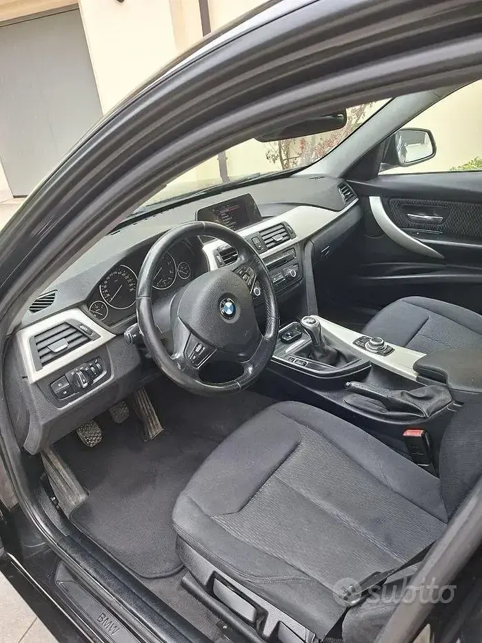 Usata BMW 320 190 CV (139 kW) 2015 Bluazzurro Berlina