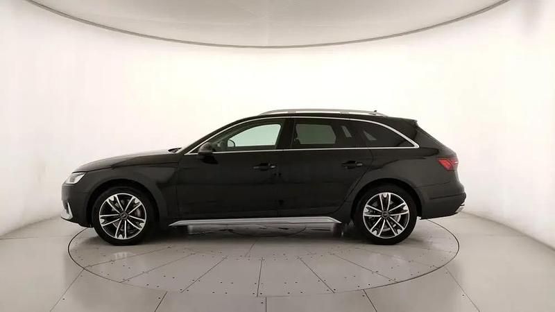 Usata Audi A4 Allroad Business 265 CV (194 kW) 2023 Nero metallizzato Station wagon