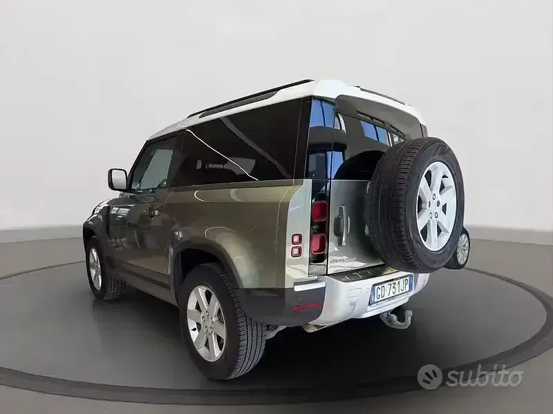 Usata Land Rover Defender S 200 CV (147 kW) 2021 Verde SUV