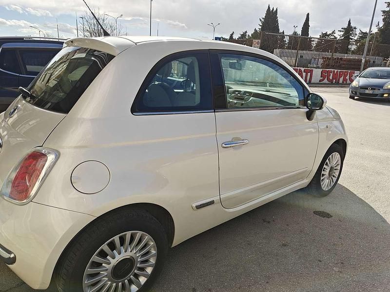 Usata Fiat 500 Lounge 69 CV (50 kW) 2010 Perla Utilitaria