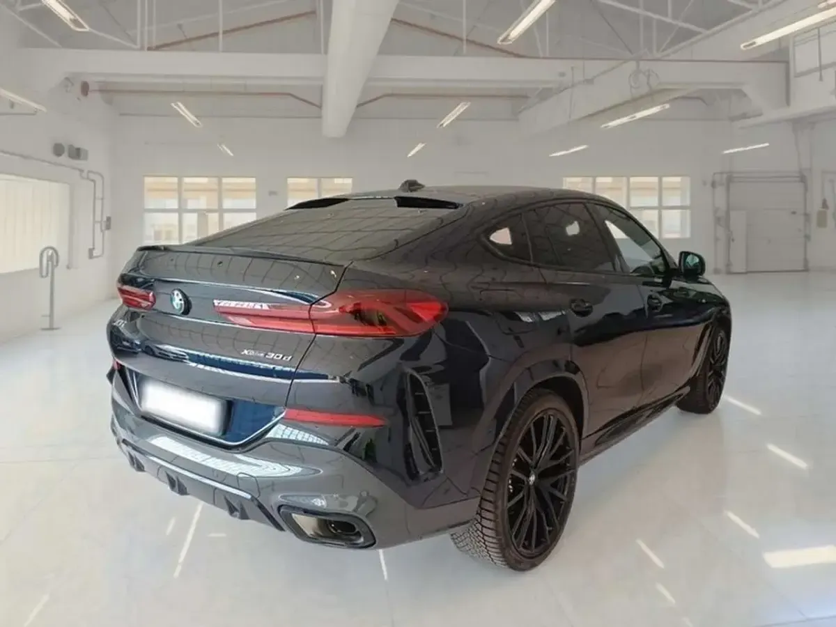 Usata BMW X6 M Sport 298 CV (219 kW) 2024 Nero SUV