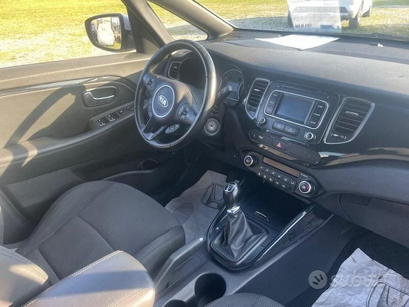 Usata Kia Carens 2016 Bianco Monovolume