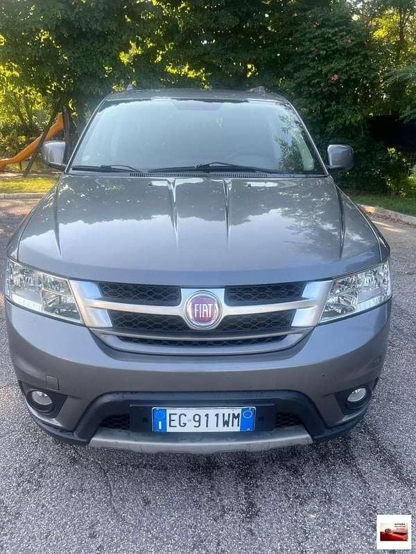 Bianco Usata 2011 Fiat Freemont Lounge SUV | 5000 € (Ottimo prezzo) - Immagine 1/4