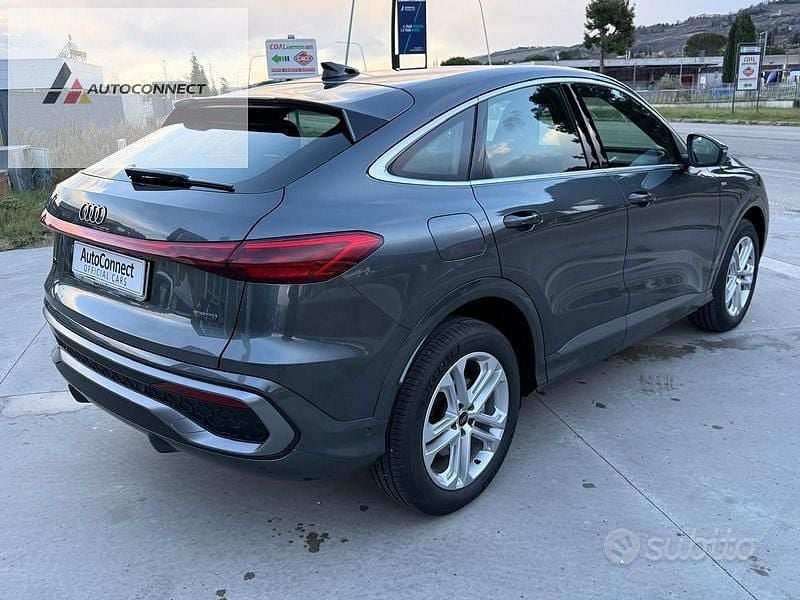 Nuova Audi Q5 Sportback S-Line 204 CV (150 kW) 2025 Grigio SUV